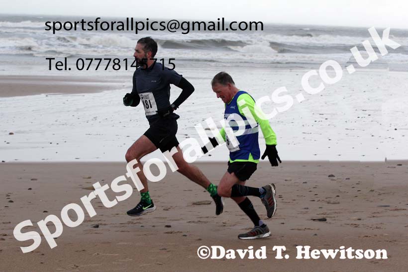The 2021 Blyth Sands Race, December 5th. Photo: David T. Hewitson/Sports for All Pics